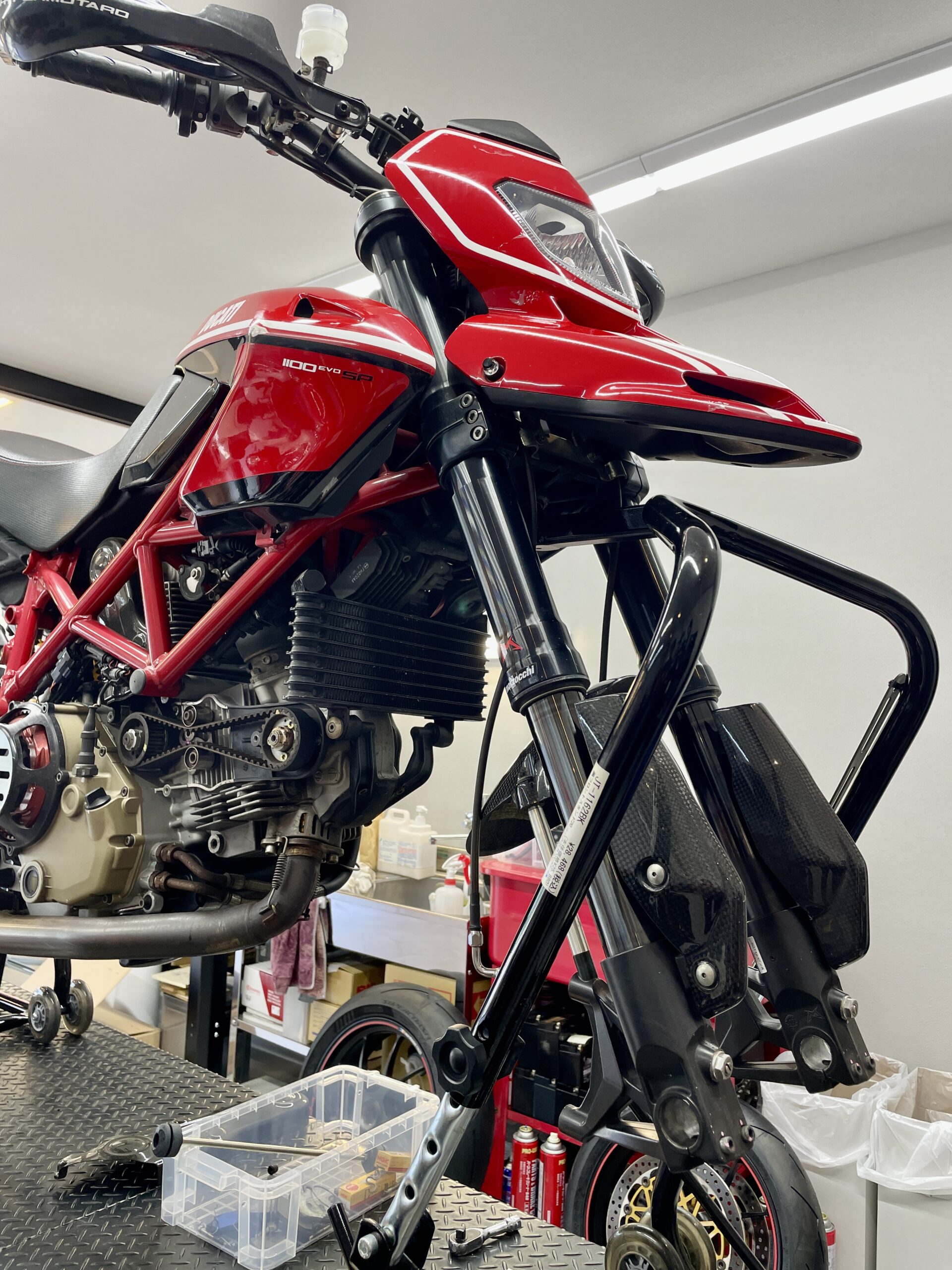 Hypermotard 1100 EVO SP